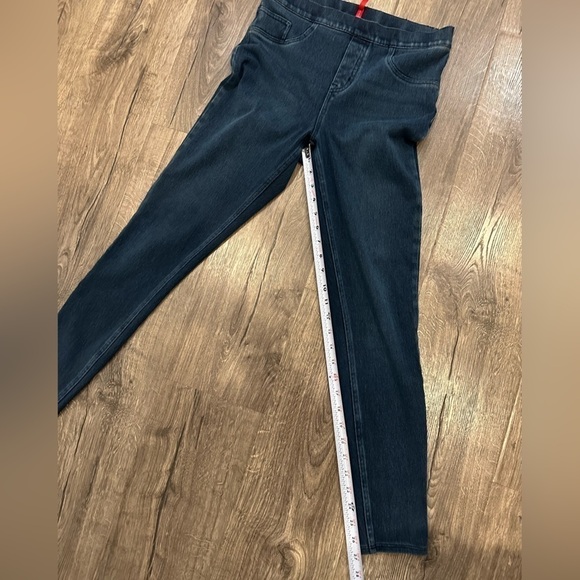 Spanx Jeans Womens M Pull On Skinny Stretch Jegging Dark Wash Blue Medium - Picture 9 of 11